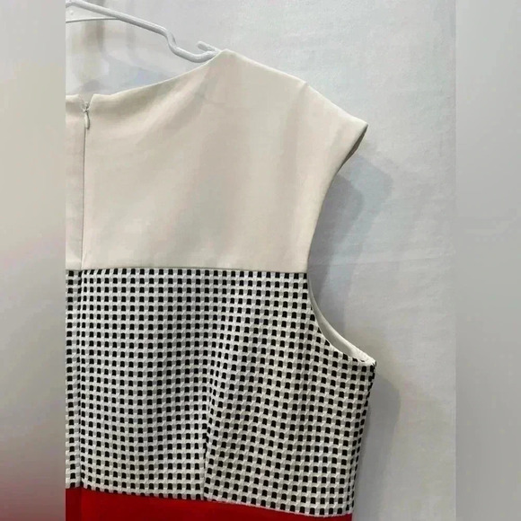 Sandra Darren Red Black and White Sleeveless Dress Size 14​ - Picture 8 of 11